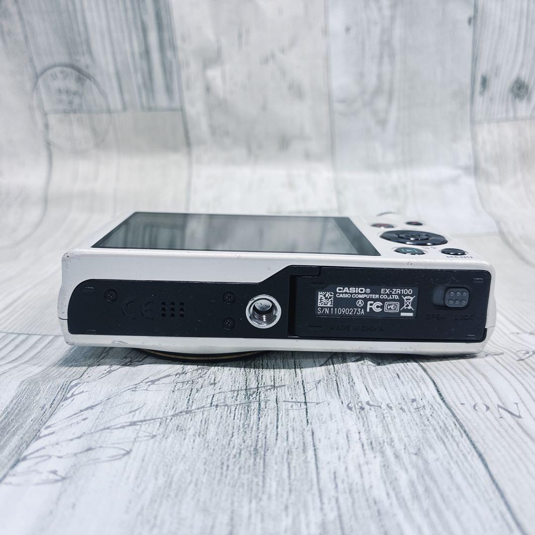 CASIO EXILIM カシオ コンパクトデジタルカメラ EX-ZR100