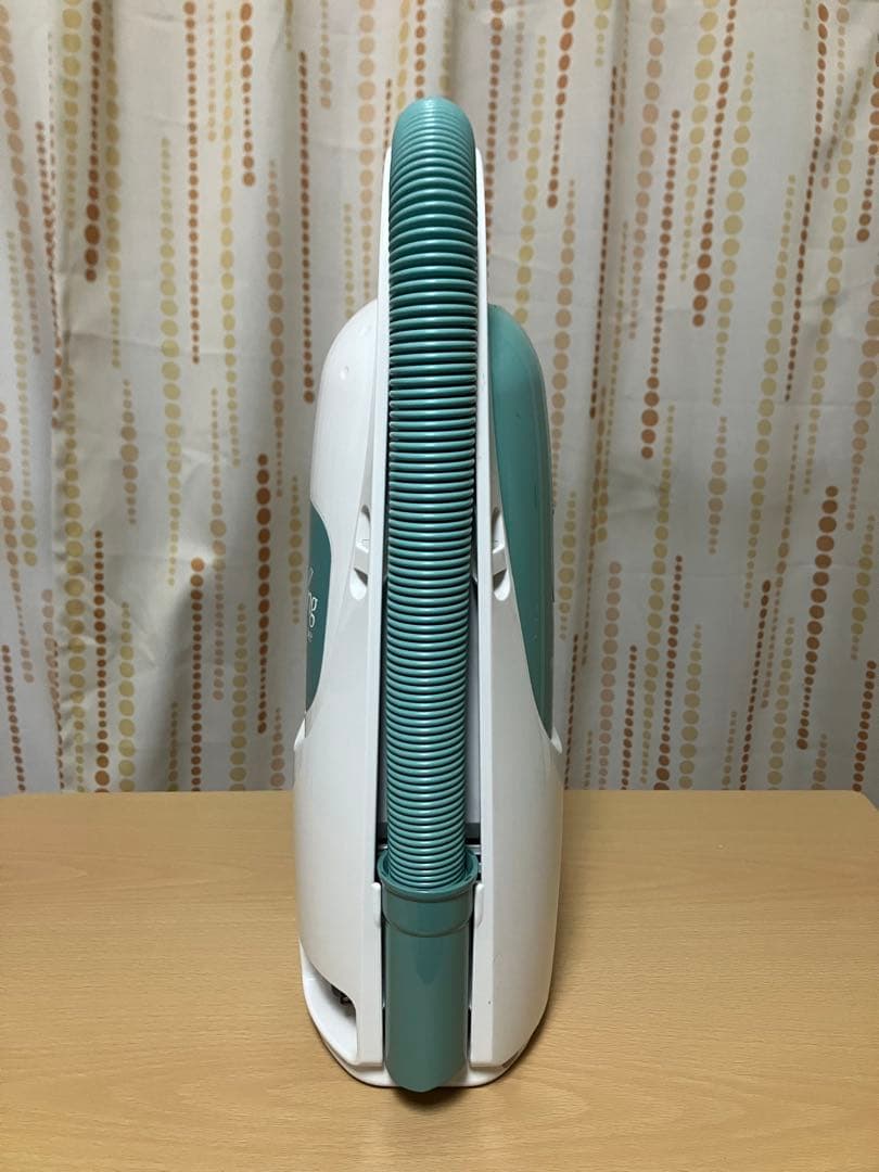 美品●パナソニック電気掃除機MC-K10P￼●純正紙パック8個+すき間ノズル付き