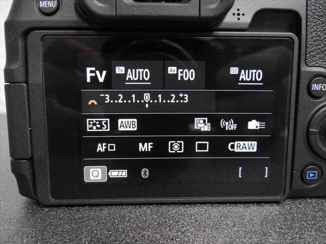 ★キャノン　EOS　RP　付属品多数　美品