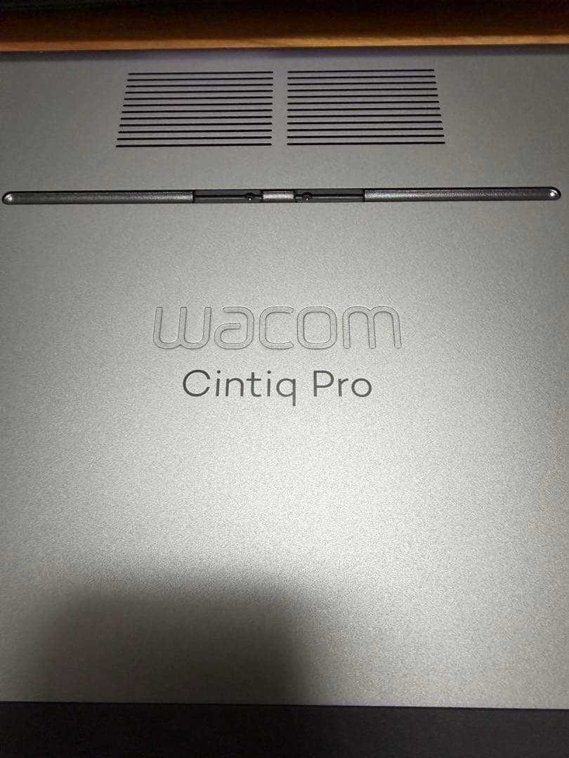 Wacom Cintiq Pro 16 液晶ペンタブレット本体