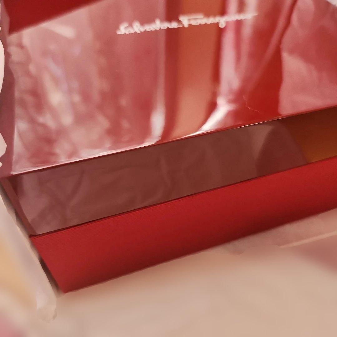 FERRAGAMO　ガンチーニ　腕時計