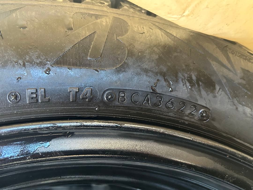 225/55/19 スタッドレスタイヤホイールセット