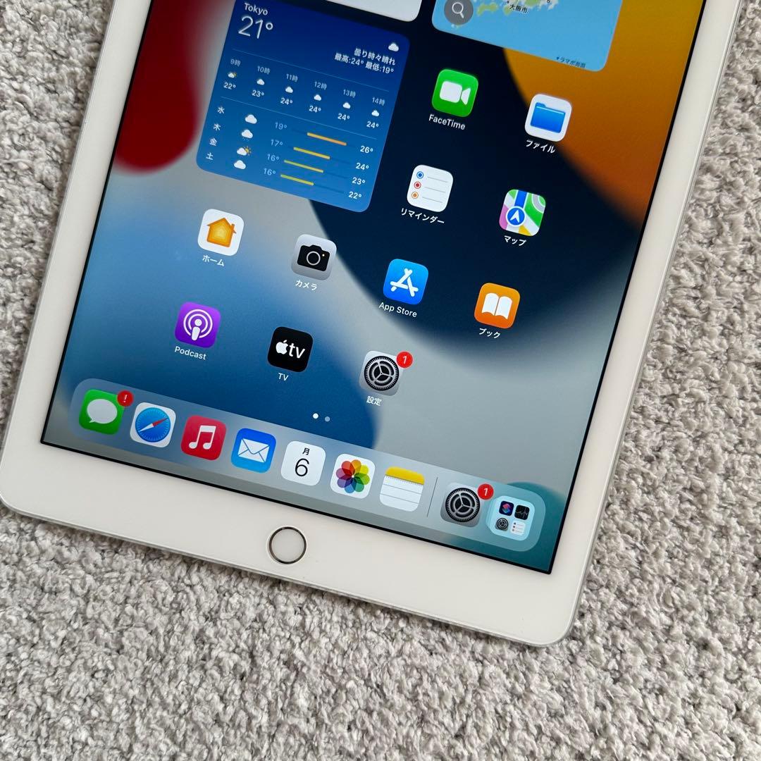 【美品】Apple iPad Air 第2世代 シルバー 9.7インチ 32GB