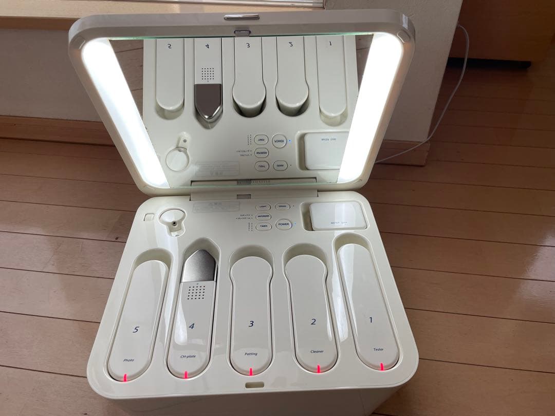 ホメオスタイル　FEXA 美容器 LEDライト付き