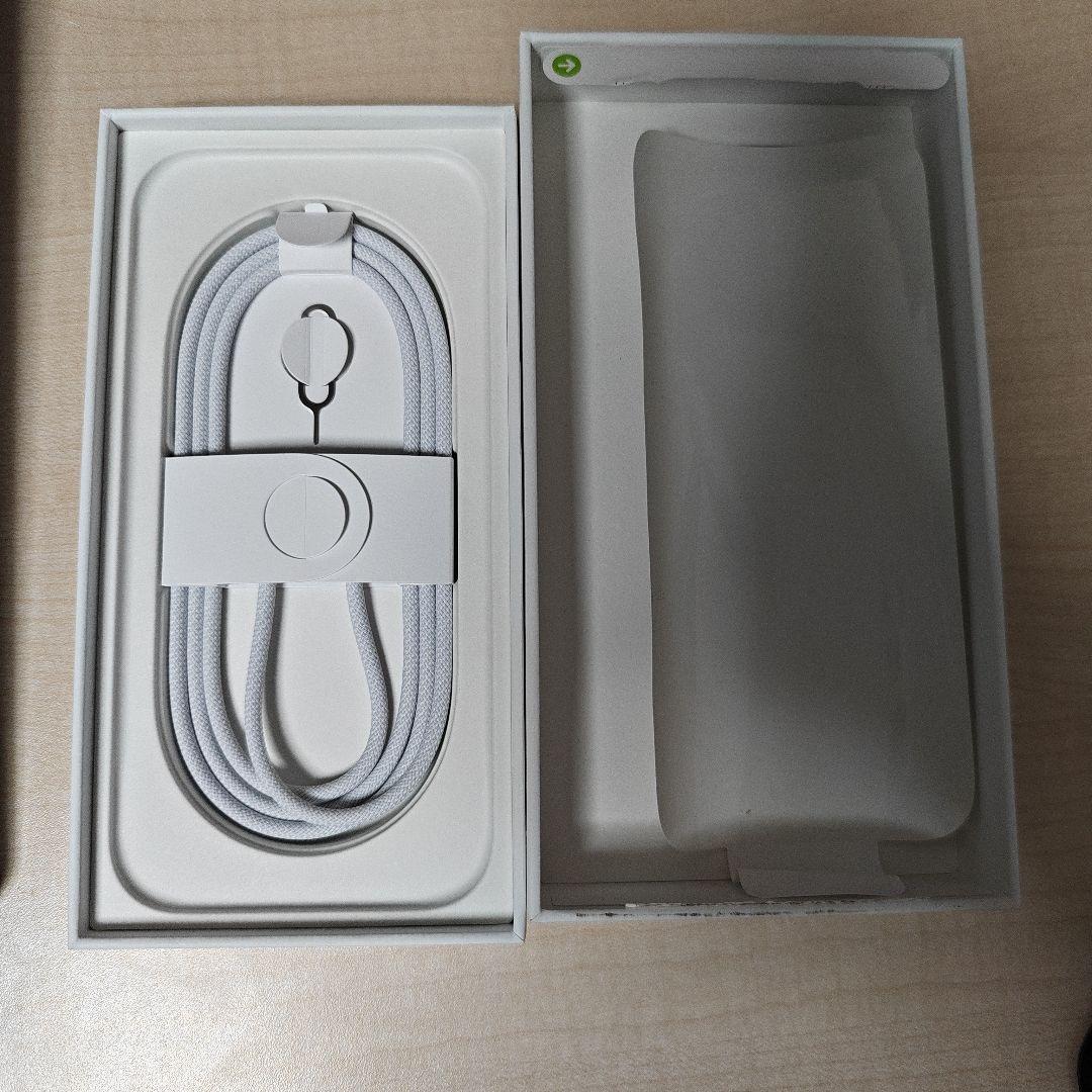 iPhone 16 Pro 128GB デザートチタニウム