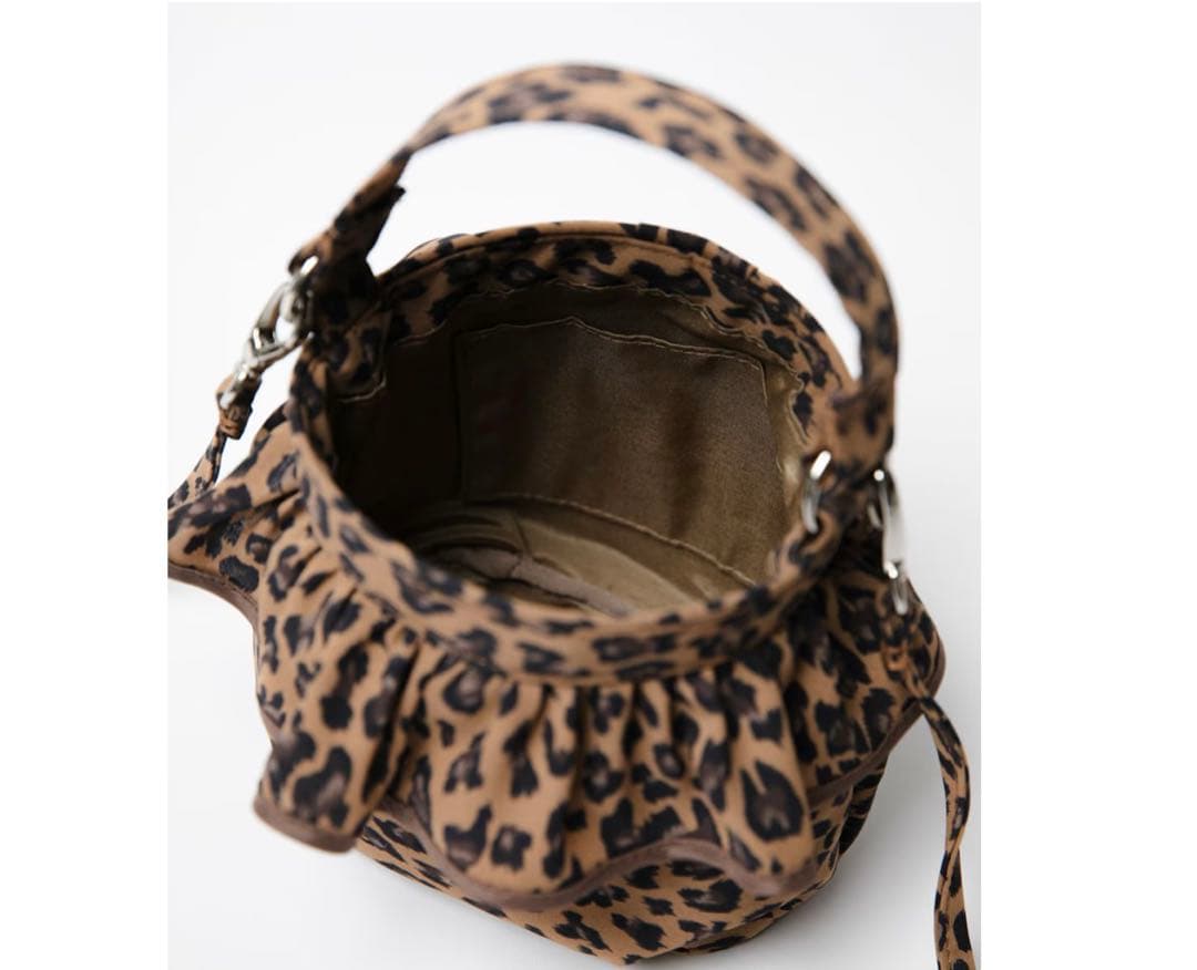 セツコサジテール　フィグ(ヒョウ柄)