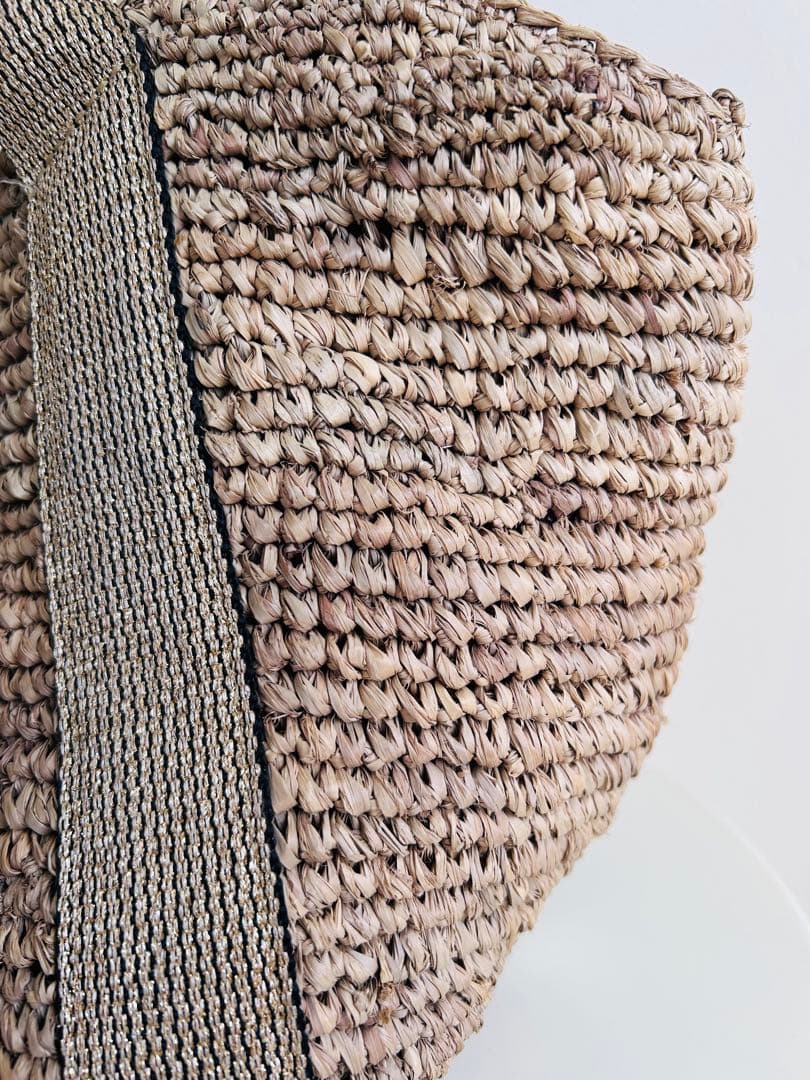 VIOLAD'ORO ゴールド　かごバッグ タッセル付き ヴィオラドーロ