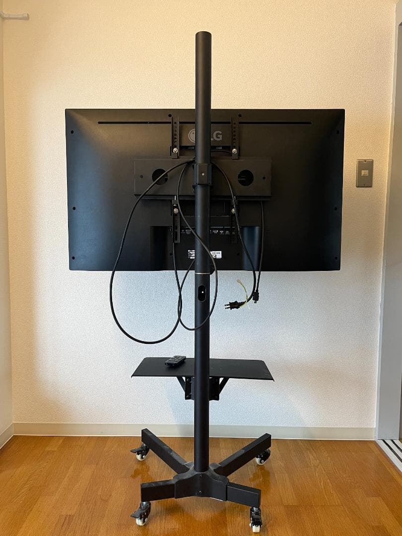 【よっちゃん】LG 42.5インチ4Kモニター 43UD79-B