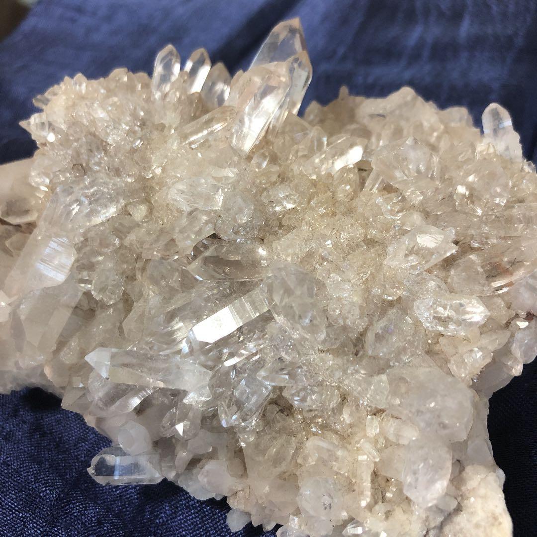 希少ヒマラヤクリスタルクラスター