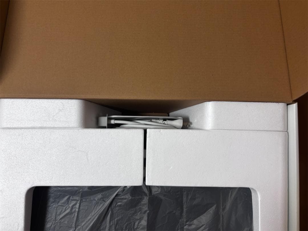 0*1様 Apple iMac 21.5-inch Late2014 (Cata