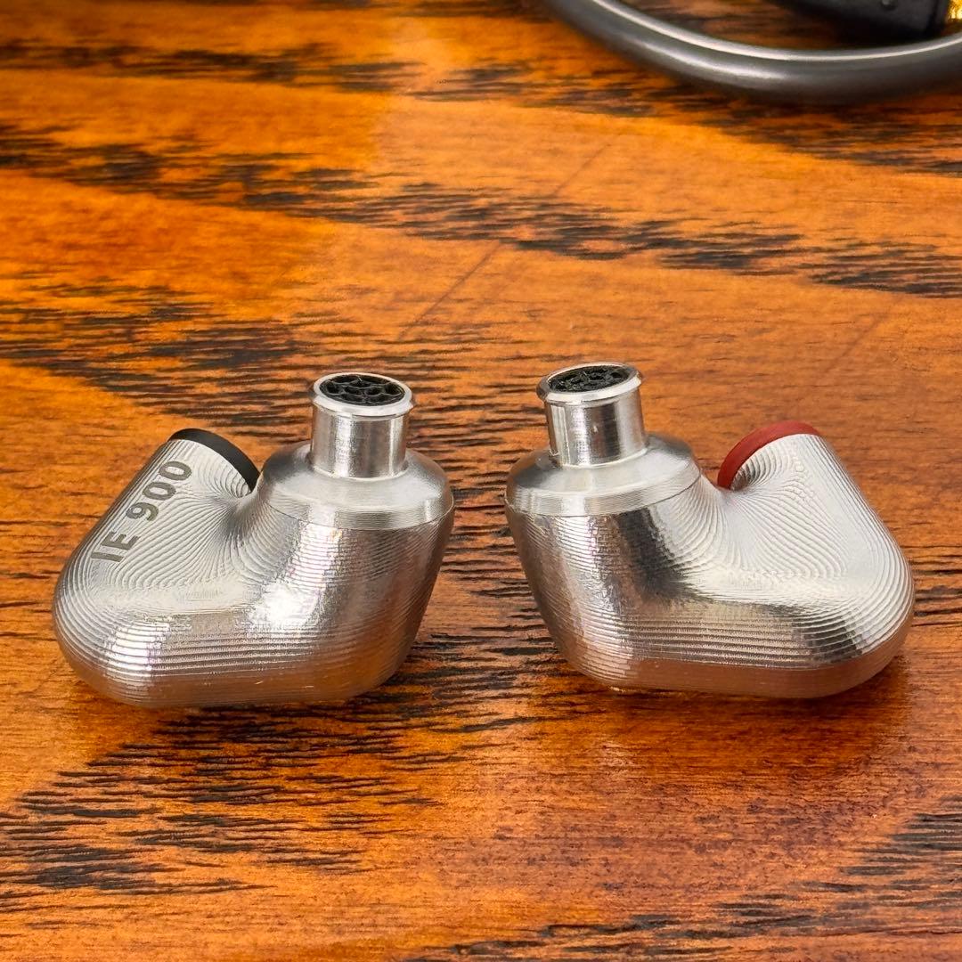 Sennheiser IE900 本体／専用ケース付き／高音質IEM
