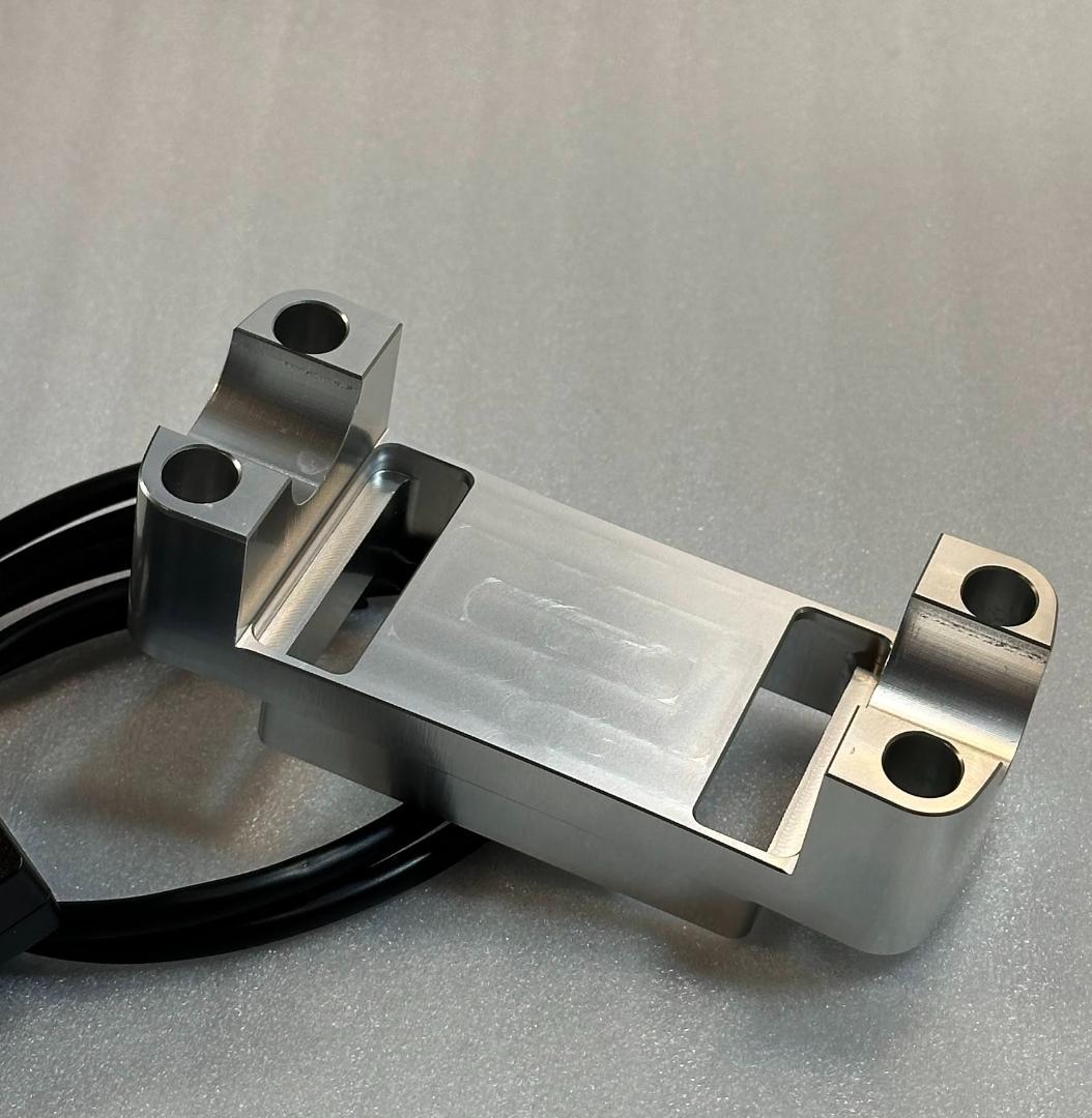 ヨシムラ プログレス2 ハンドルクランプケース アルミビレット a51