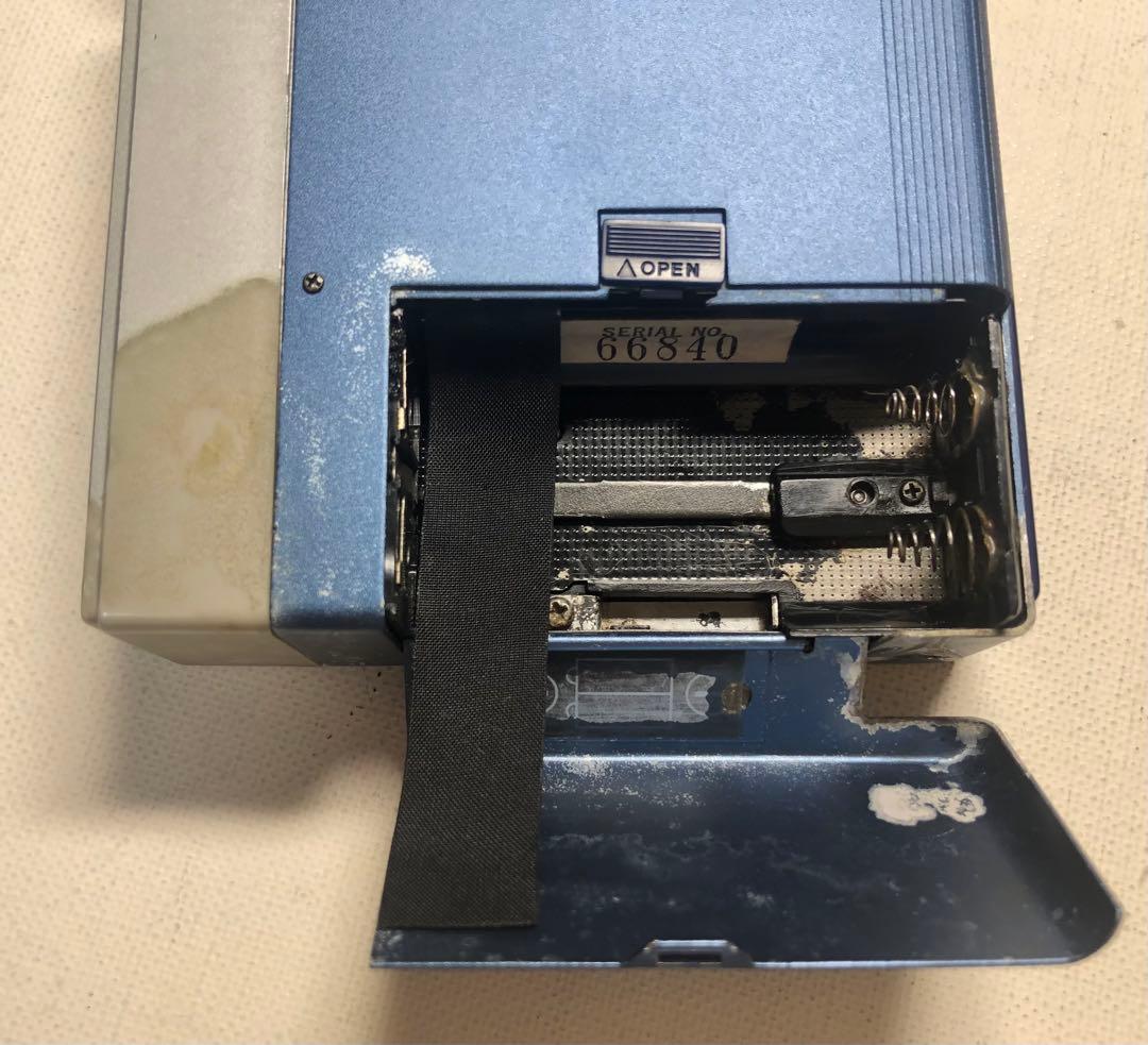 ジャンク品(通電)TPS-L2 ソニー初代カセットウォークマンJ