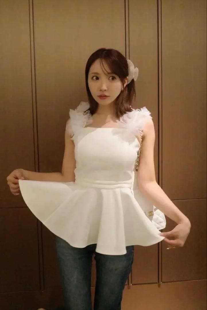 トップス MISTREASS 3D-Flower Strap Peplum Tunic