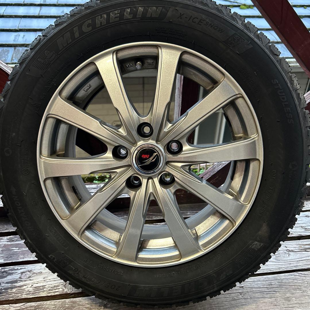 O*a様 Michelin 205/60R16 スタッドレスタイヤセット 引き取