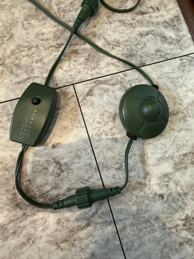 ✨特大✨大型クリスマスツリー2.2.m✨迫力満点！✨キラキラ点滅