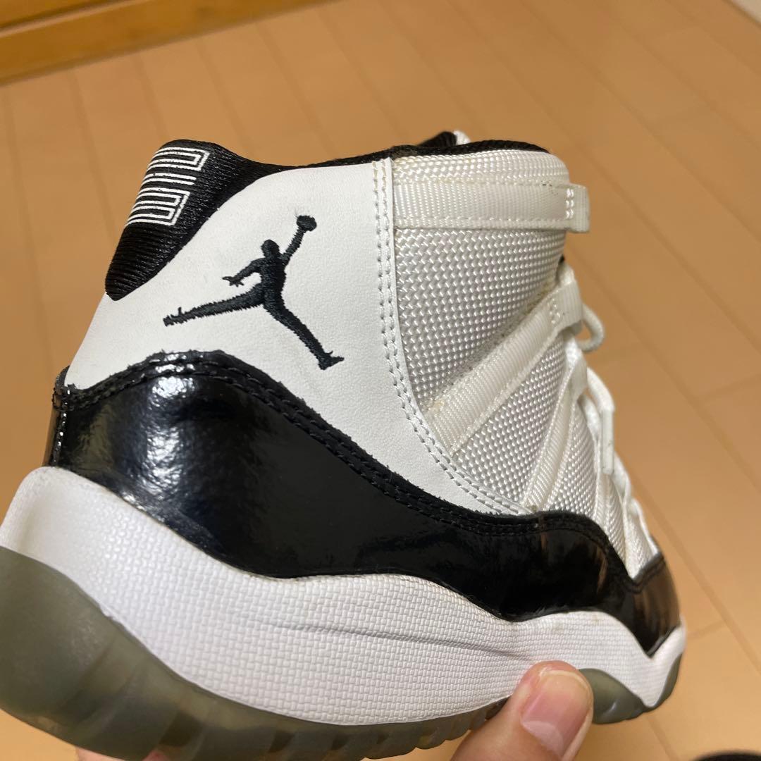 エアジョーダン11 コンコルド　22cm