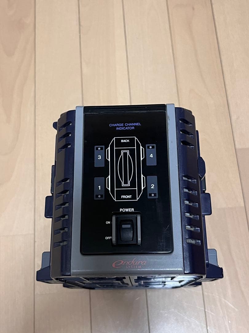 IDX VL-4S 4連チャージャー 【持ち手無し】