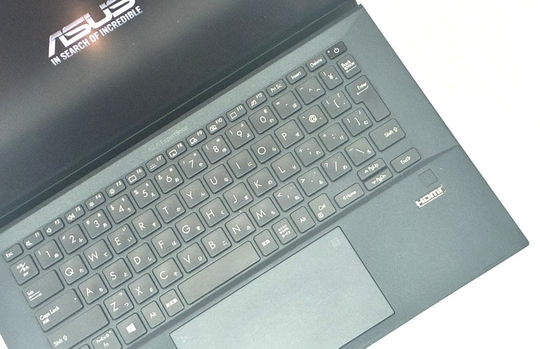 美品 2021年製 ASUS ExpertBook 薄型 軽量 長時間バッテリー