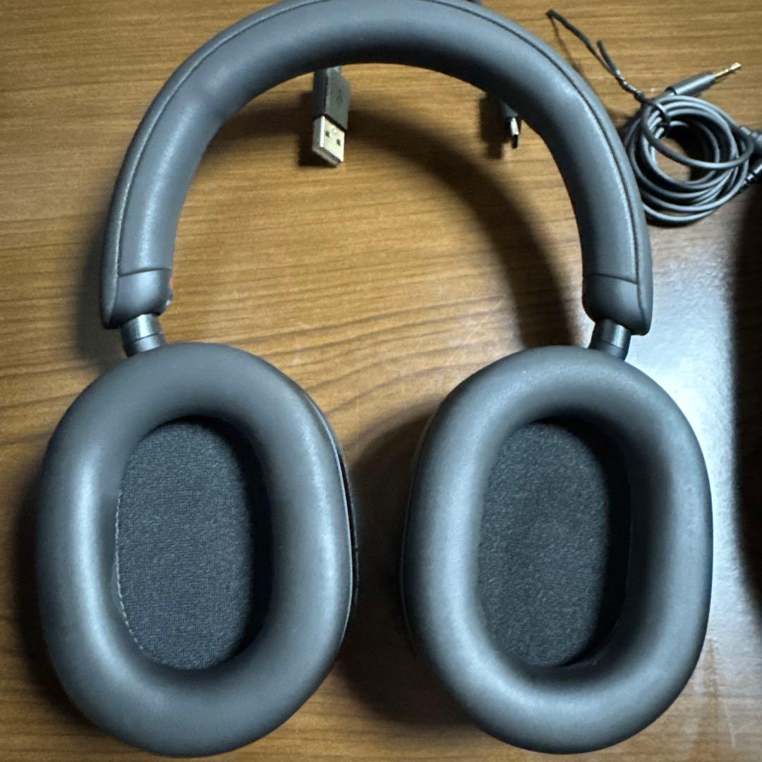 美品　WH-1000XM5 ソニー　ヘッドホン