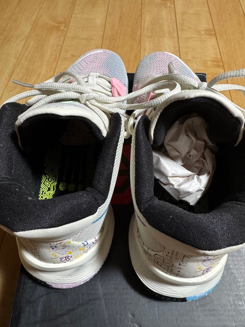 期間限定値下げ【新品未使用】NIKE カイリー7 26m EP