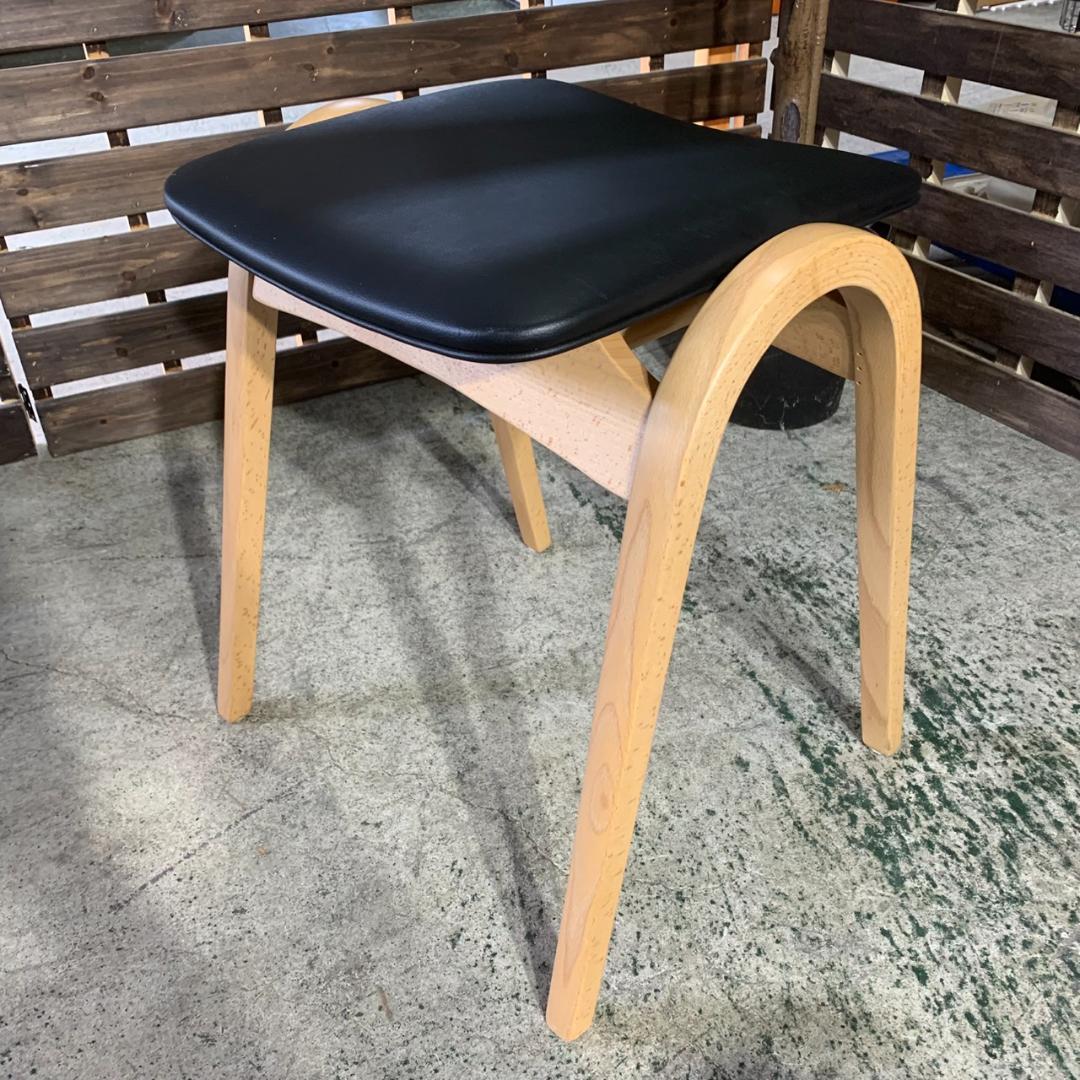 J826 秋田木工 剣持スツール PVCレザー 剣持勇