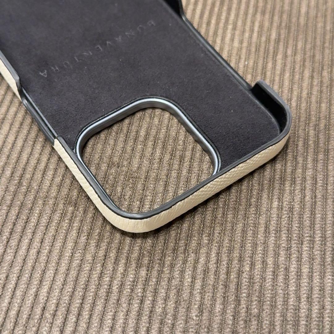 極美品　ボナベンチュラ　iPhone15pro レザーケース　ホワイト