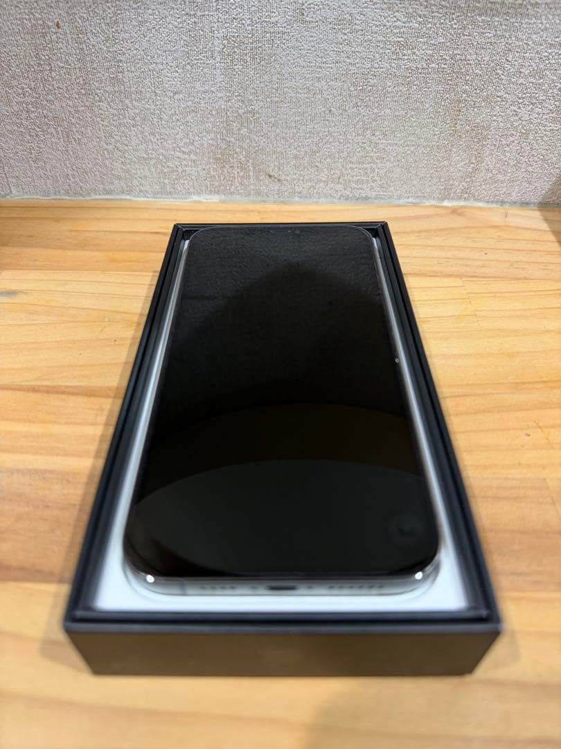 Apple iPhone 12 Promax グラファイト 本体