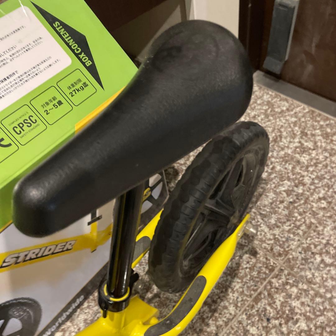 2 STRIDER ストライダー　バランスバイク　スポーツモデル　イエロー