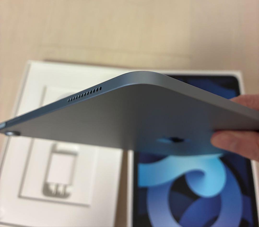 Apple iPad Air (第4世代) 本体　スカイブルー　64GB