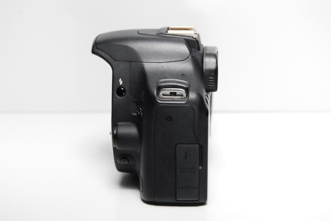 ⭐️軽量⭐️Canon Kiss X3 デジタル一眼レフ　オマケ豊富！初心者向け