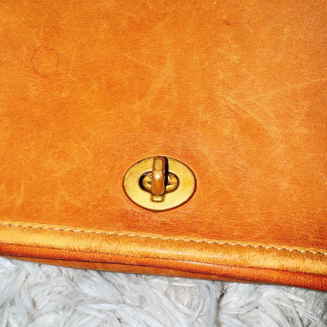 オールド　コーチ　ショルダー