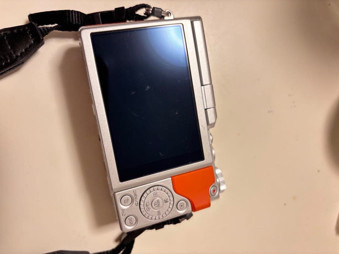 デジタルカメラ LUMIX DC-GF9W