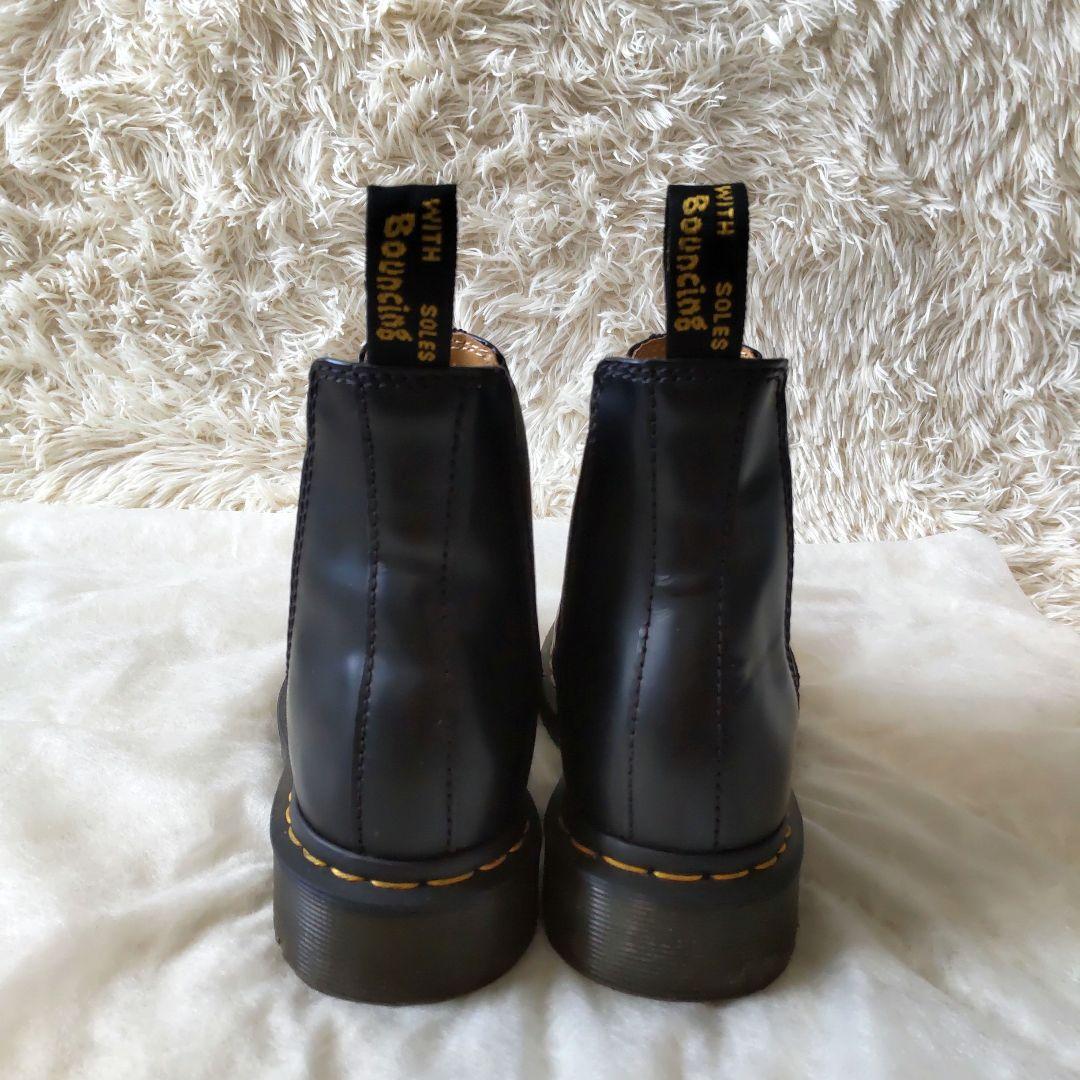 美品　Dr. Martens ドクターマーチン　サイドゴア　チェルシーブーツ 黒