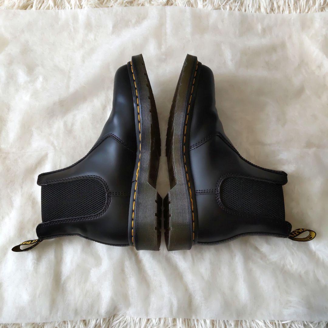 美品　Dr. Martens ドクターマーチン　サイドゴア　チェルシーブーツ 黒