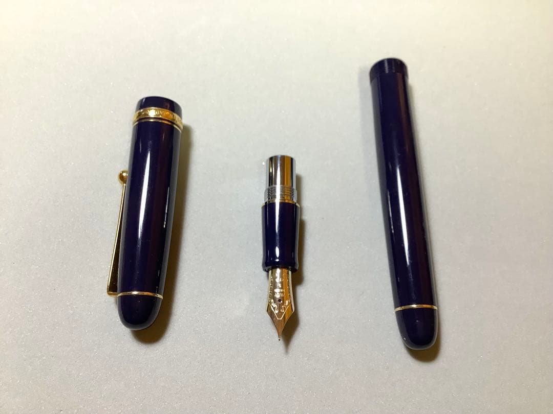 パイロットの万年筆　カスタム74　ダークブルー　ペン種: F（細字）