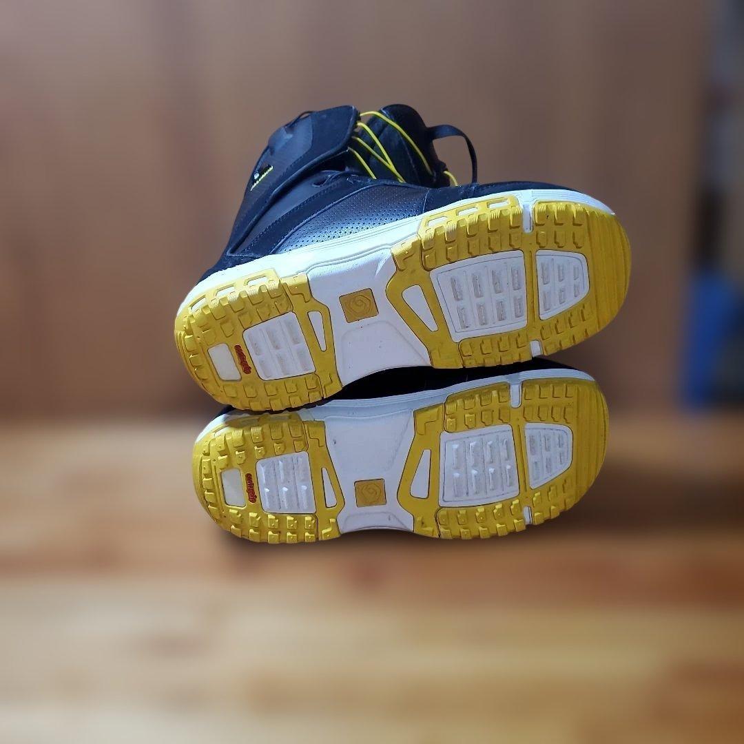 SALOMON スノーボードブーツ 26.5cm! 26126