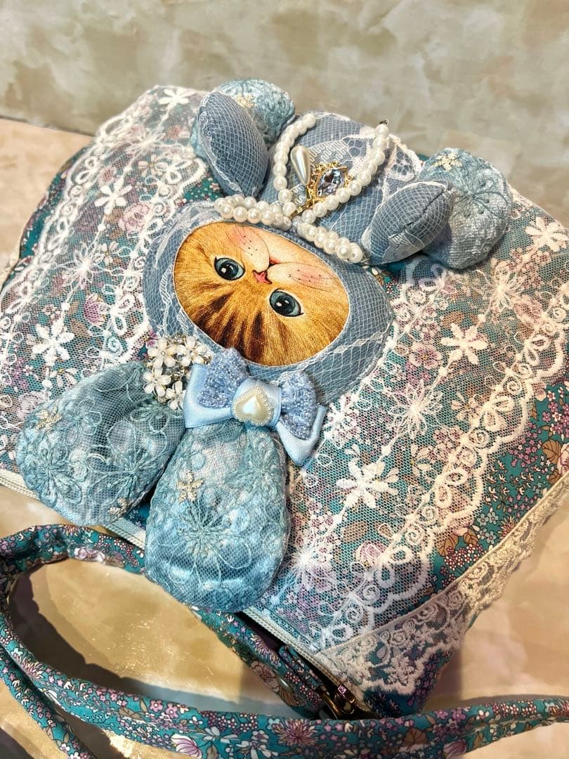 コヤンイサムチョン　コロンと可愛いファスナーショルダーバッグ　花柄生地