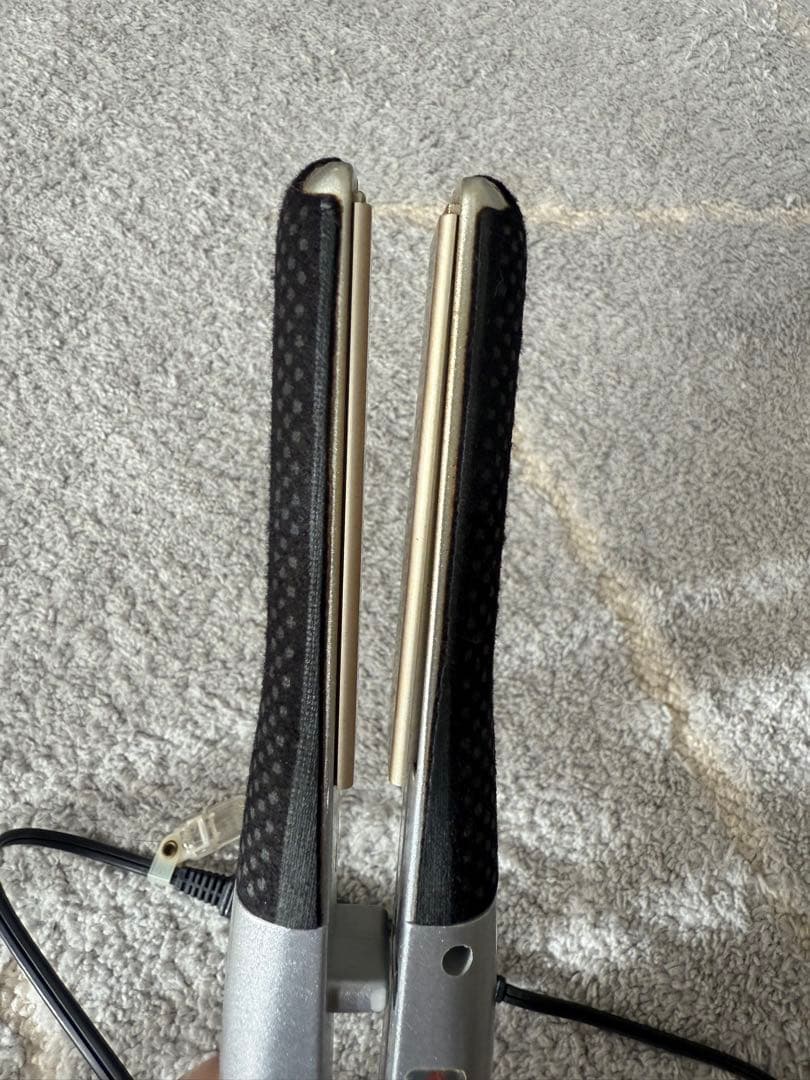 Forme arts ストレートヘアアイロン シルバー/ブラック通電確認済み