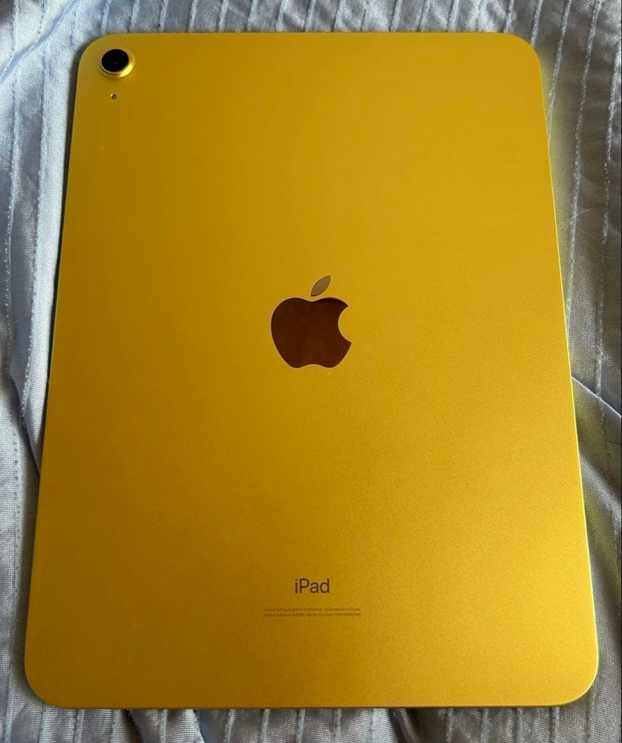 Apple iPad イエロー