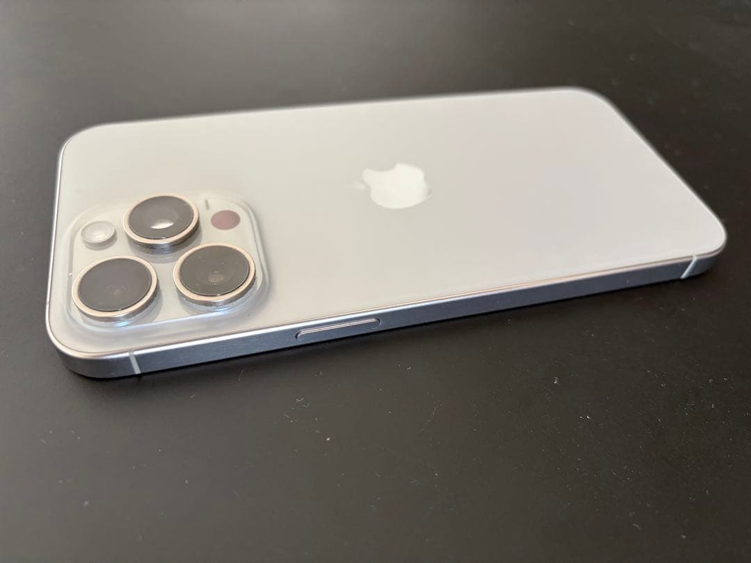 Apple iPhone 15 Pro Max SIMフリー