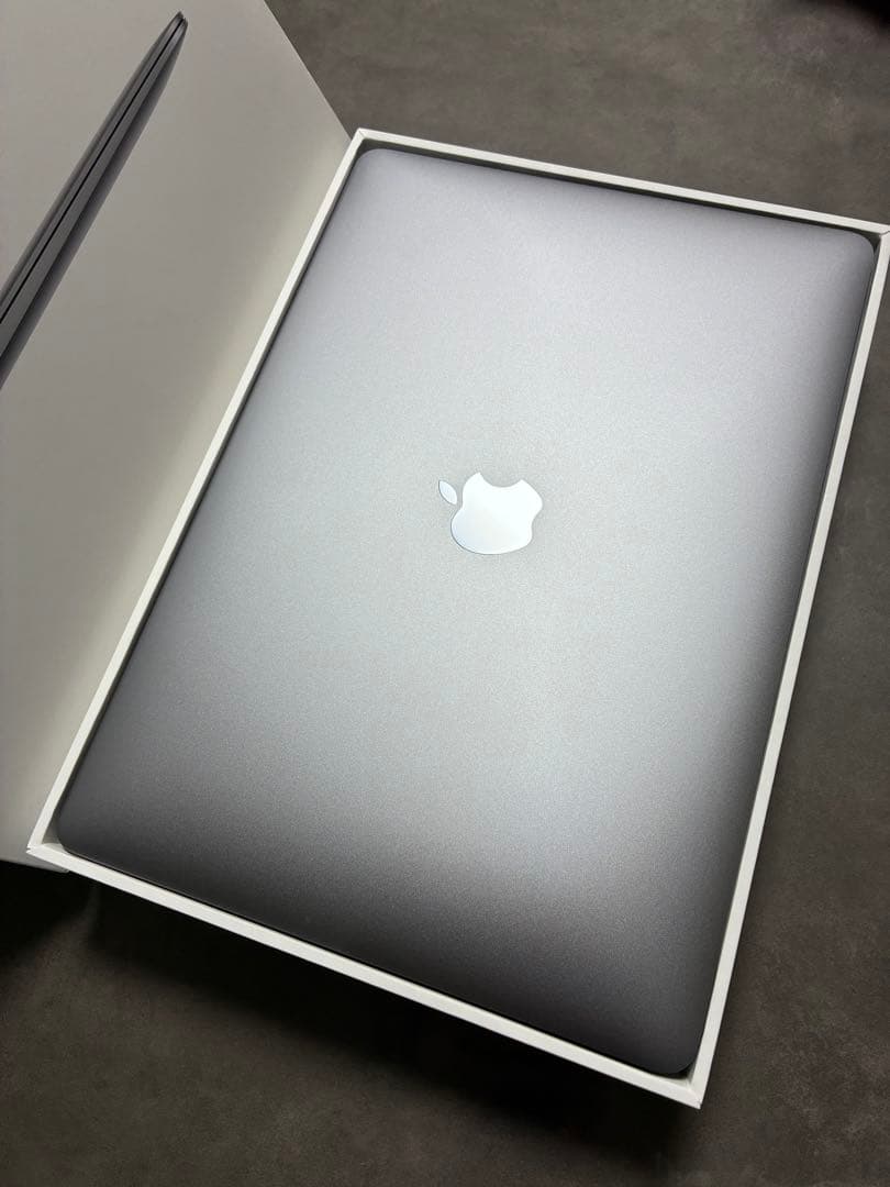 超美品　バッテリー最大容量100% MacBook air M1