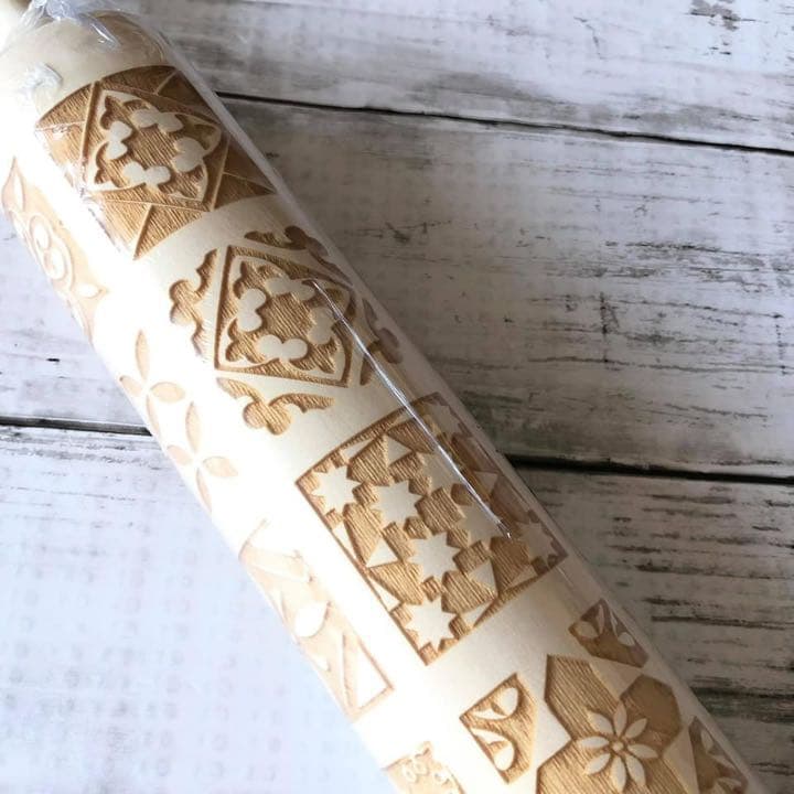 エンボスローラー　四角柄　木製麺棒　花柄　クッキー　クッキング　ハロウィン