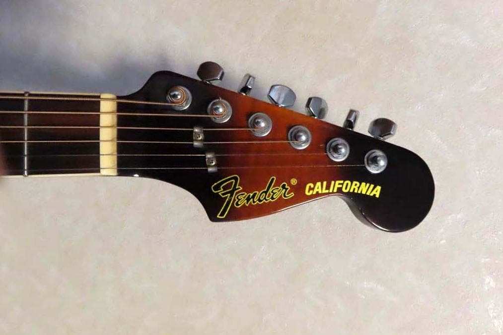 フェンダー　カリフォルニア　C-２　1985年製　中古