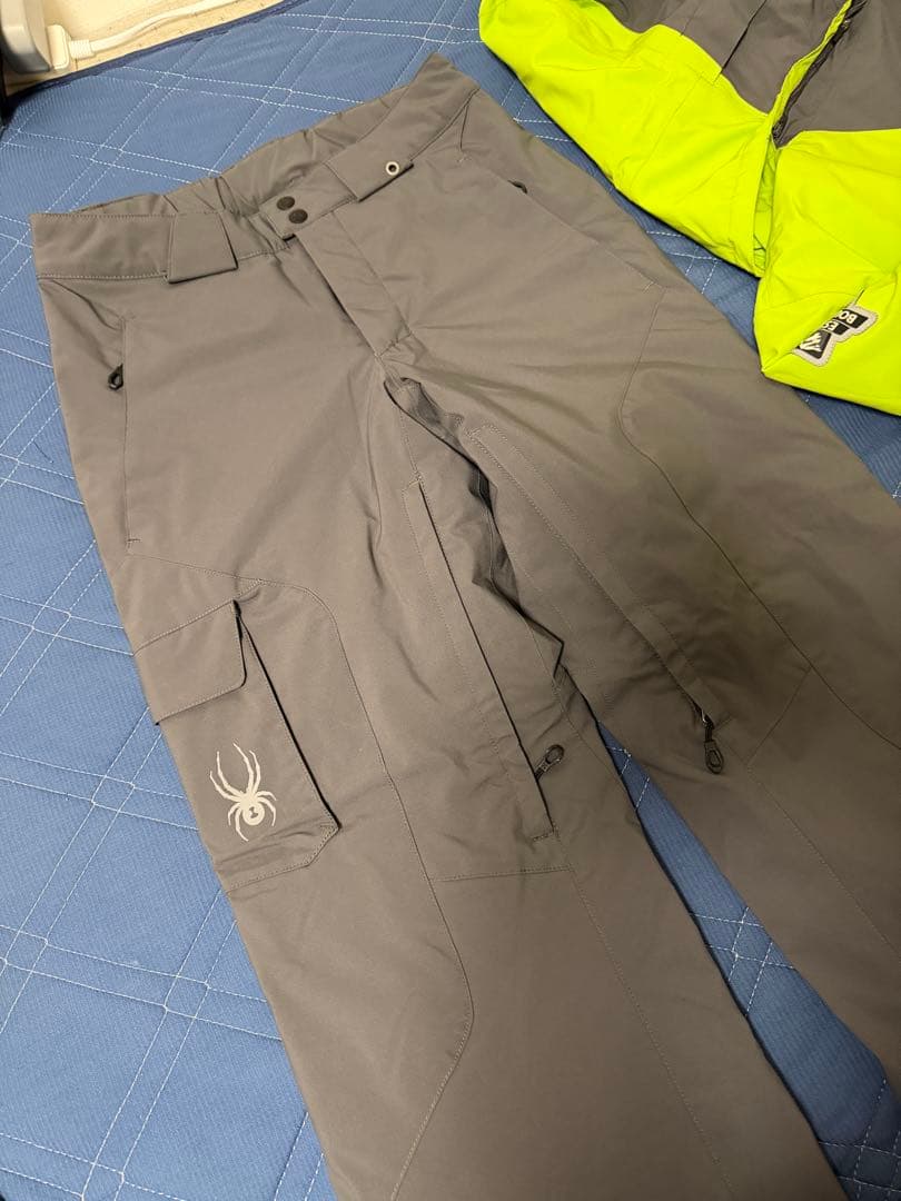 スキーウェア　スパイダー　上下セット