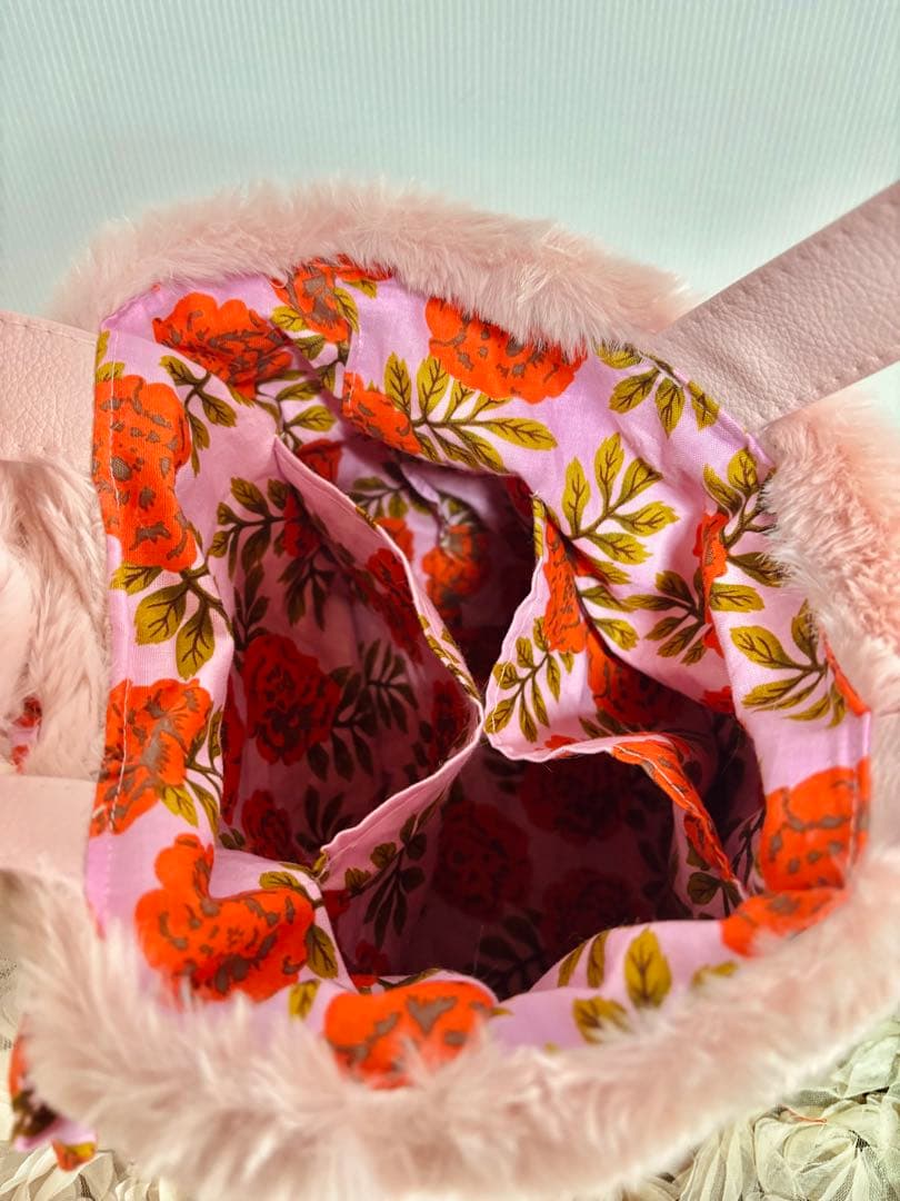 コヤンイサムチョン　フェイクレザーライトピンクトートバッグ