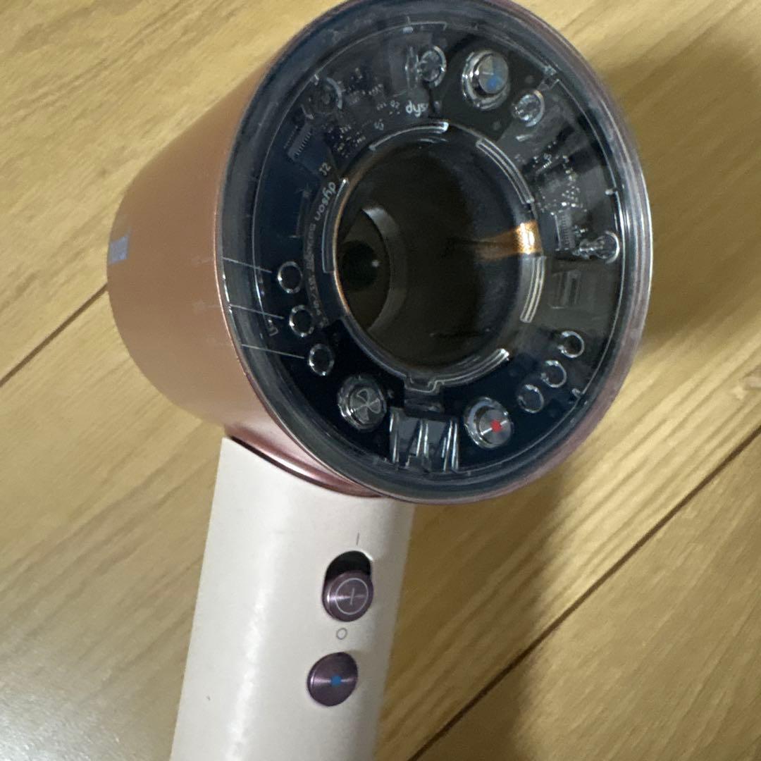 ダイソン　ドライヤー　HD16