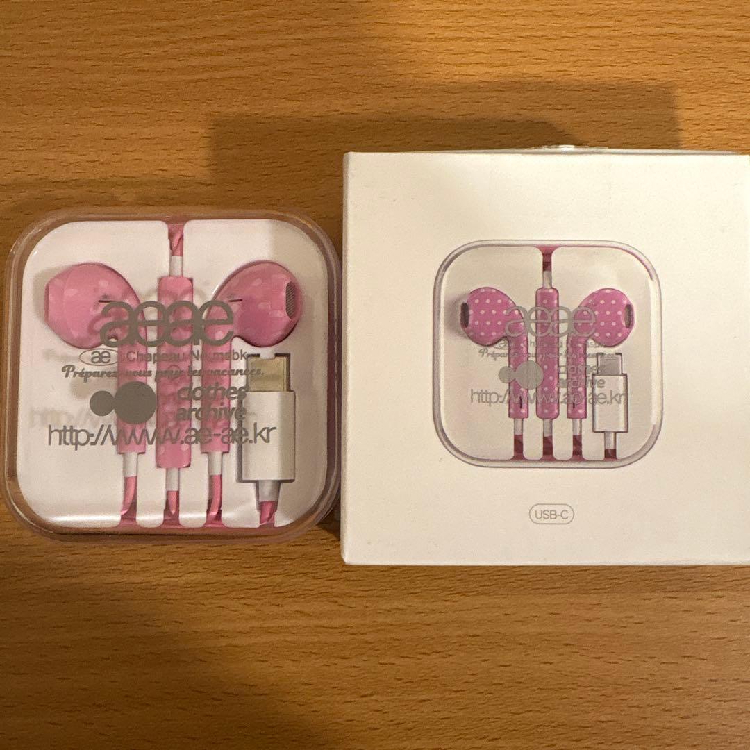 aeae イヤホン　ピンク　ドット