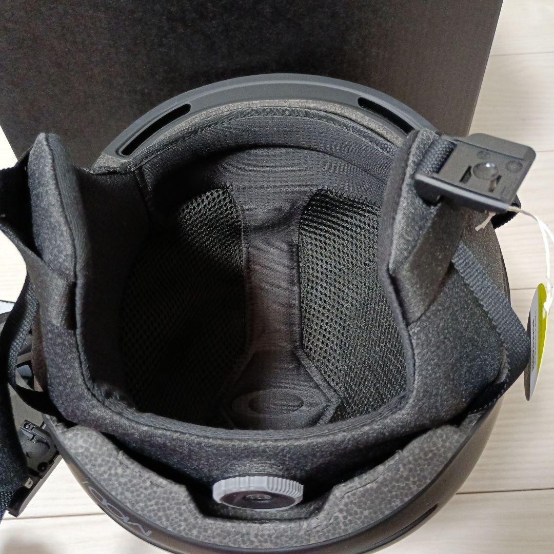 未使用 OAKLEY ヘルメット マットブラック BOA搭載