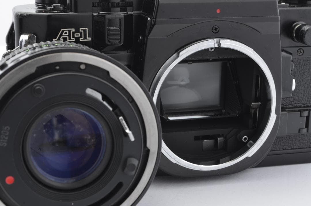 【美品】Canonキャノン A-1 ブラック 完動品　FD50mm 1:1.8